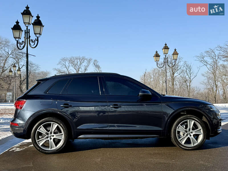 Внедорожник / Кроссовер Audi Q5 2020 в Одессе фото 20 Внедорожник / Кроссовер Audi Q5 2020 в Одессе