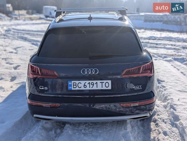 Внедорожник / Кроссовер Audi Q5 2017 в Львове