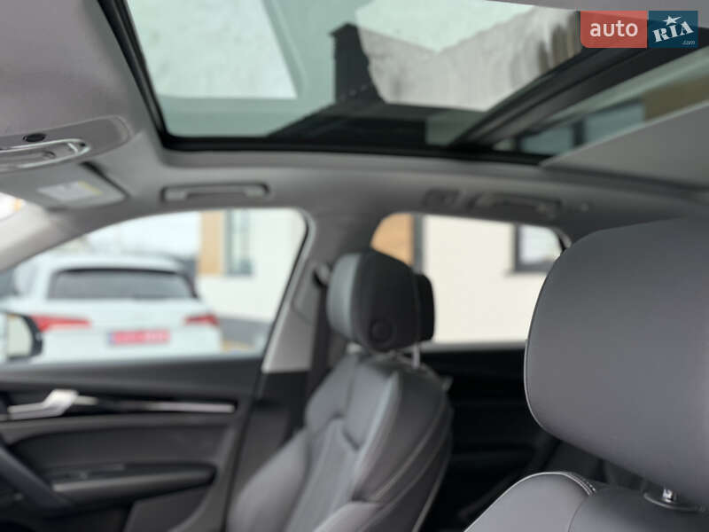 Внедорожник / Кроссовер Audi Q5 2023 в Стрые