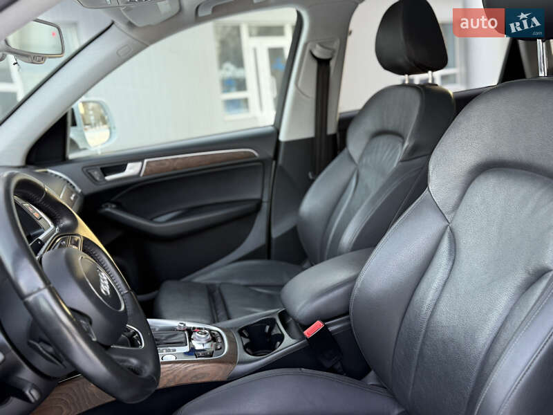 Внедорожник / Кроссовер Audi Q5 2014 в Ровно