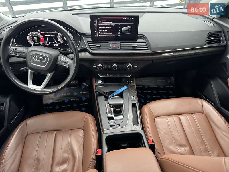 Позашляховик / Кросовер Audi Q5 2021 в Рівному