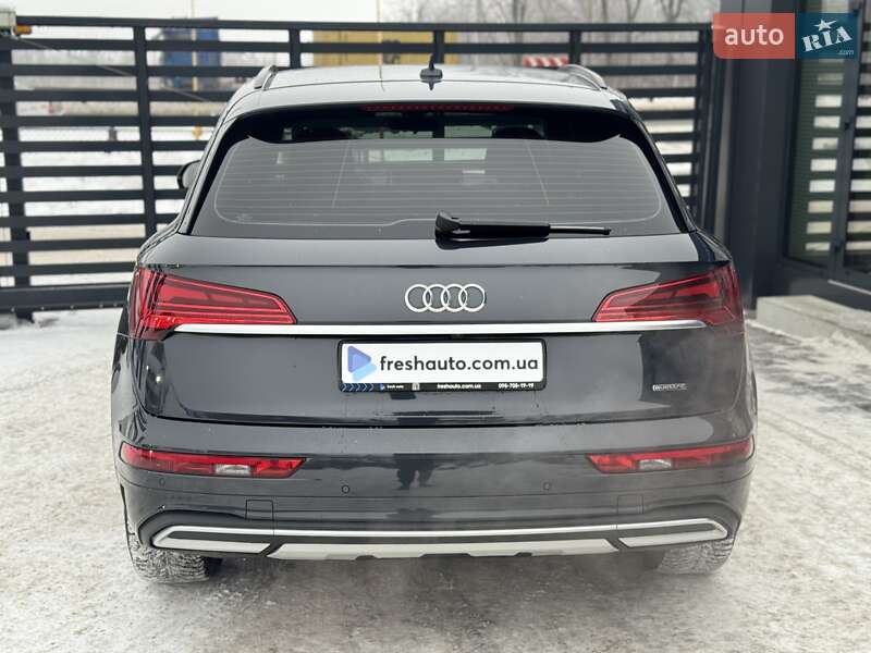 Позашляховик / Кросовер Audi Q5 2021 в Рівному