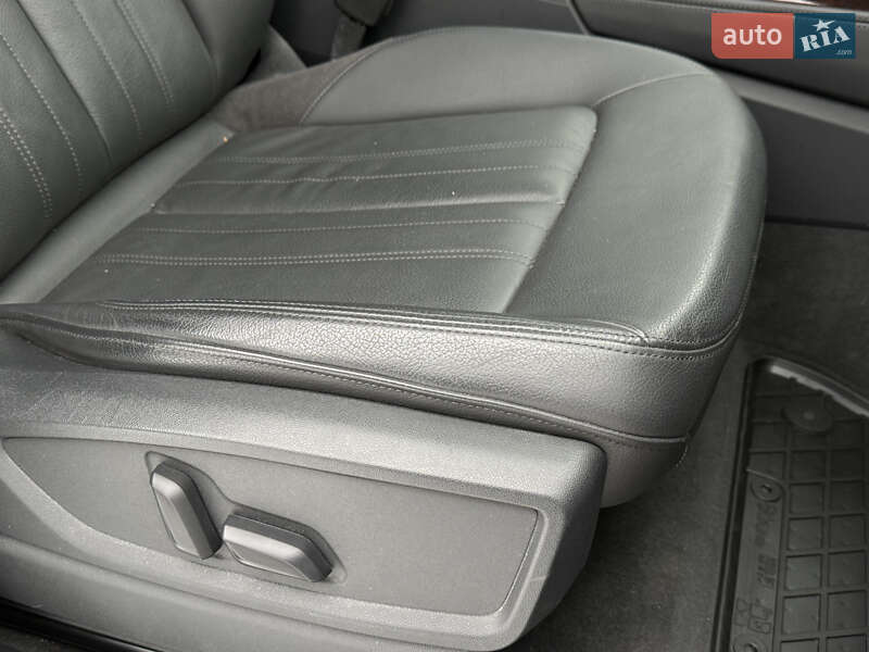 Внедорожник / Кроссовер Audi Q5 2019 в Ровно фото 54 Внедорожник / Кроссовер Audi Q5 2019 в Ровно