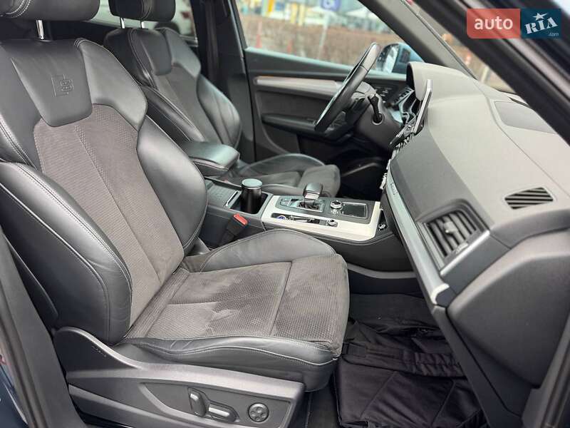 Внедорожник / Кроссовер Audi Q5 2018 в Киеве фото 11 Внедорожник / Кроссовер Audi Q5 2018 в Киеве
