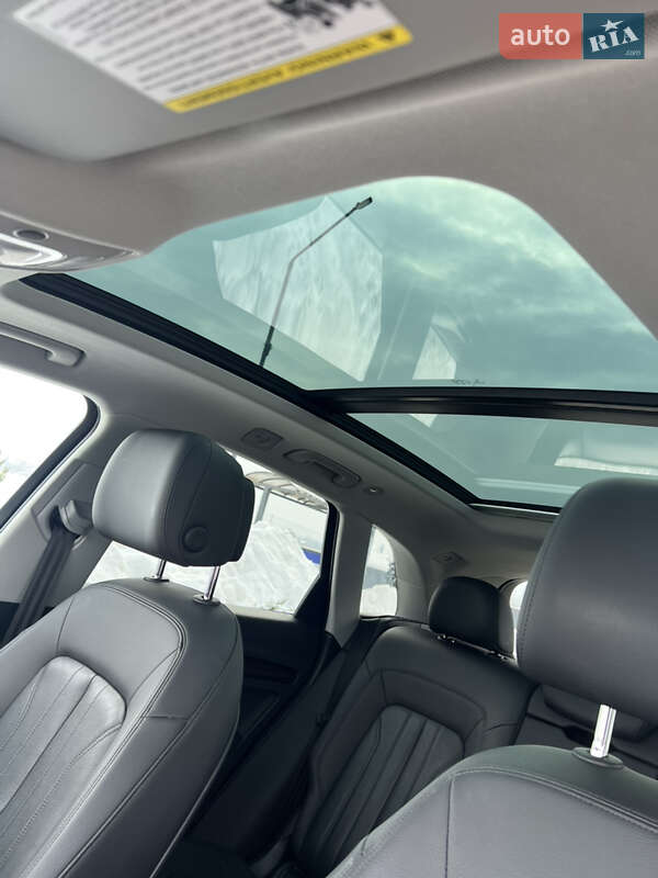 Внедорожник / Кроссовер Audi Q5 2020 в Хусте