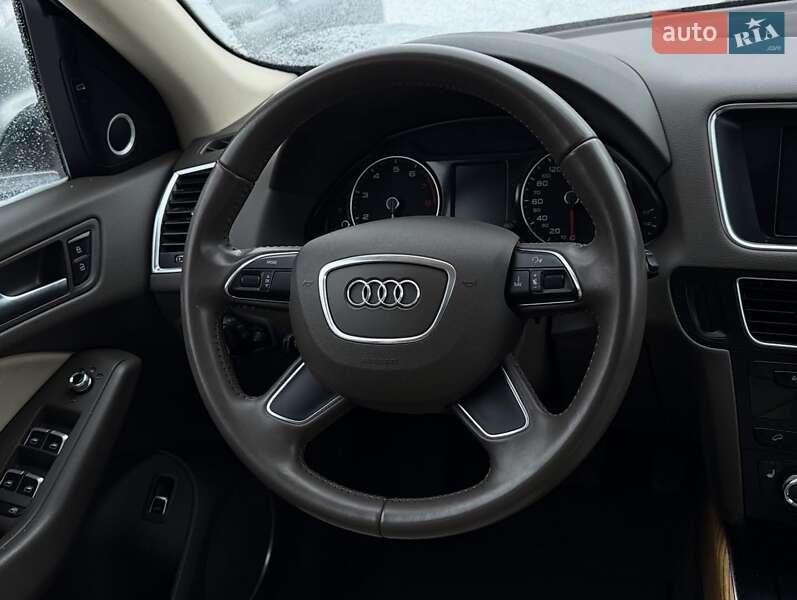 Внедорожник / Кроссовер Audi Q5 2013 в Чернигове