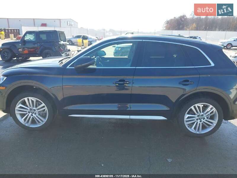 Позашляховик / Кросовер Audi Q5 2018 в Львові