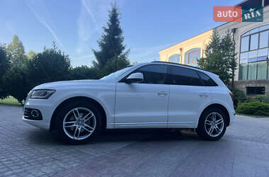 Внедорожник / Кроссовер Audi Q5 2016 в Мукачево