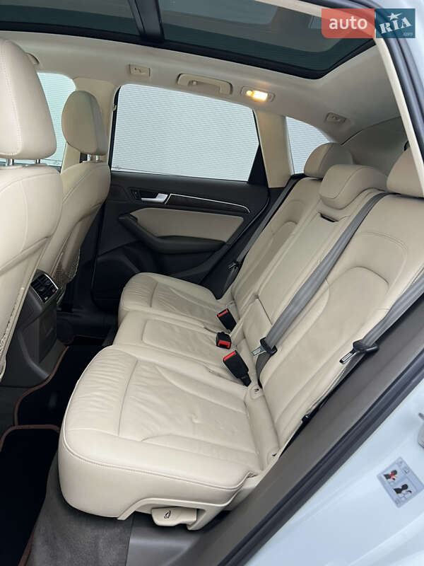 Внедорожник / Кроссовер Audi Q5 2013 в Киеве