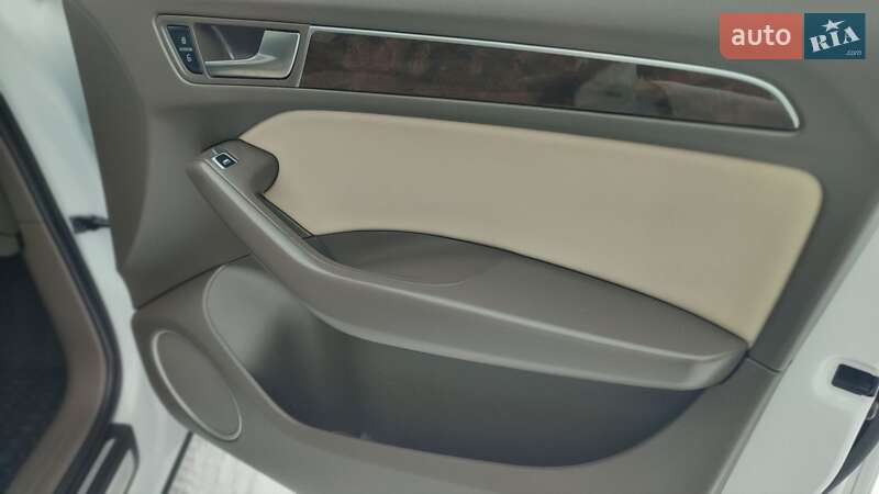 Внедорожник / Кроссовер Audi Q5 2016 в Дубно