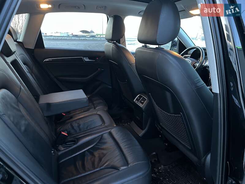 Внедорожник / Кроссовер Audi Q5 2015 в Львове