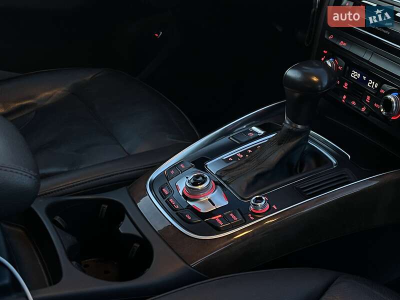 Внедорожник / Кроссовер Audi Q5 2015 в Львове