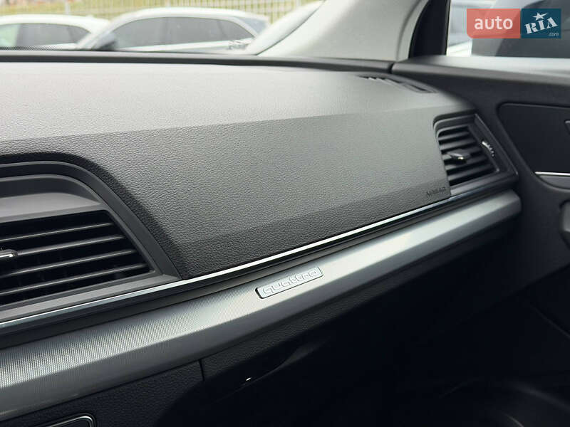 Позашляховик / Кросовер Audi Q5 2017 в Кривому Розі