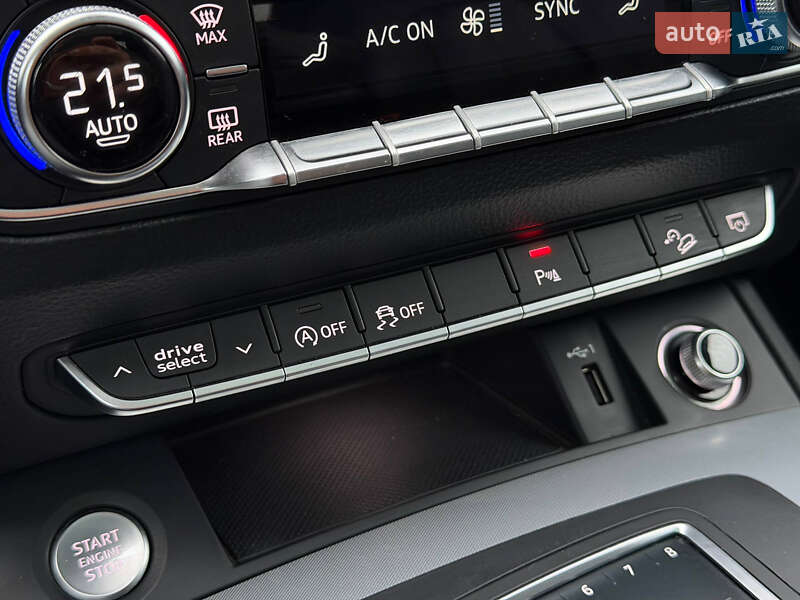 Позашляховик / Кросовер Audi Q5 2017 в Кривому Розі