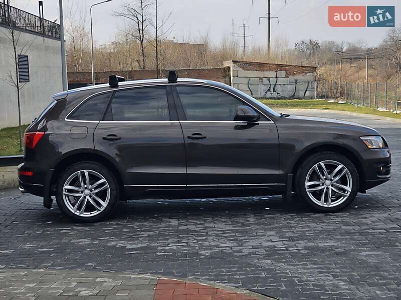 Позашляховик / Кросовер Audi Q5 2011 в Львові