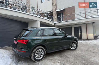 Позашляховик / Кросовер Audi Q5 2018 в Києві