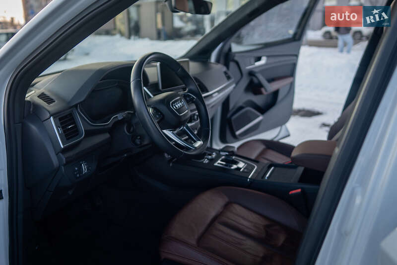 Позашляховик / Кросовер Audi Q5 2019 в Рівному фото 9 Позашляховик / Кросовер Audi Q5 2019 в Рівному