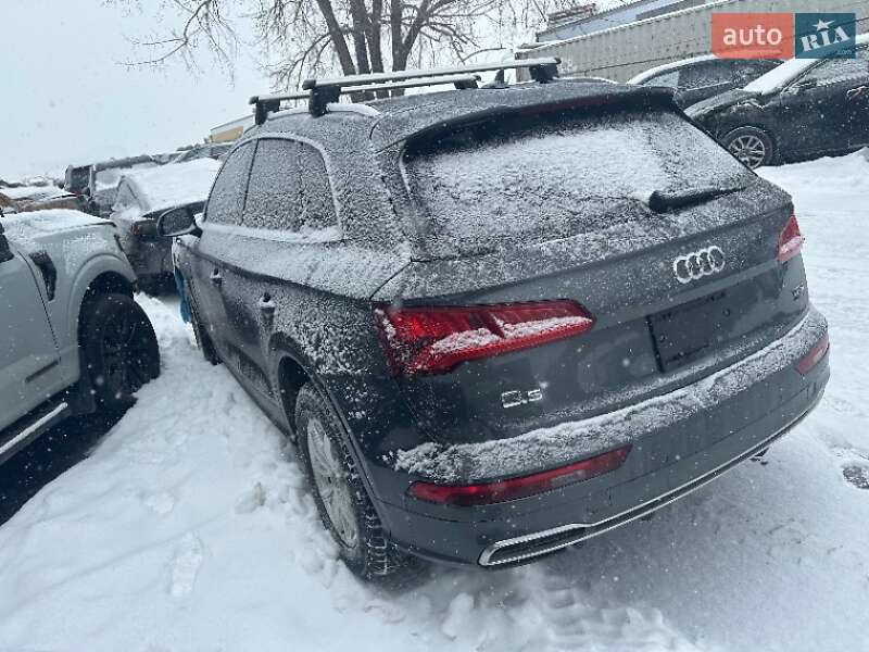 Позашляховик / Кросовер Audi Q5 2018 в Рівному