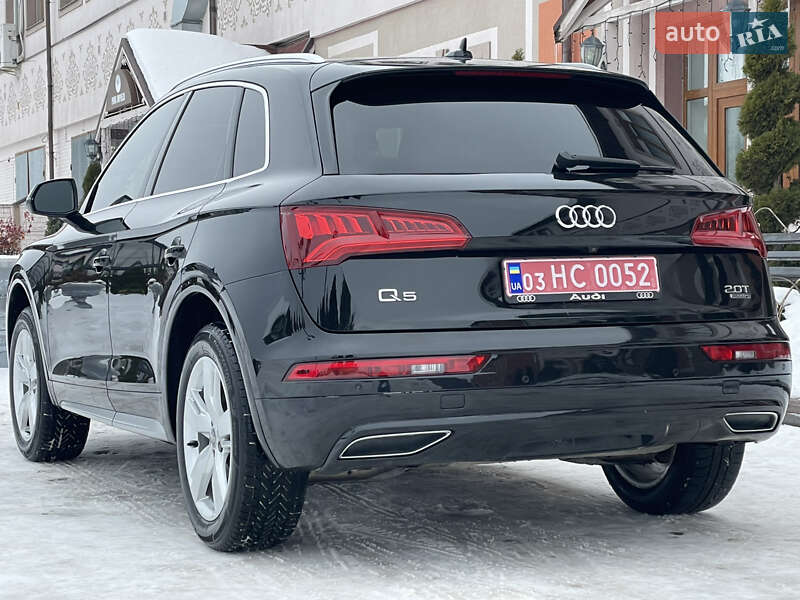 Позашляховик / Кросовер Audi Q5 2018 в Стрию