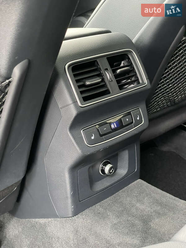 Позашляховик / Кросовер Audi Q5 2018 в Стрию