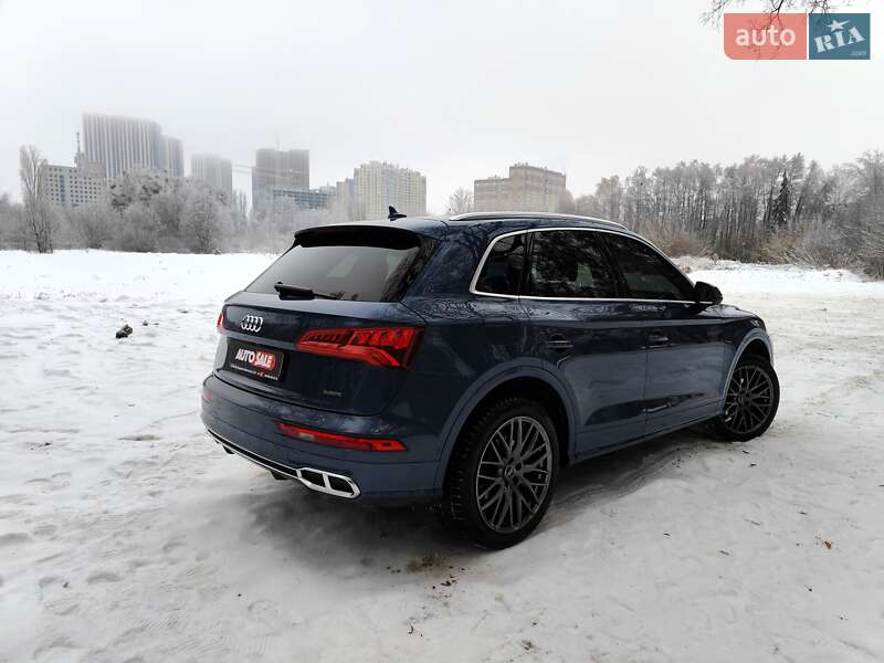 Позашляховик / Кросовер Audi Q5 2017 в Києві