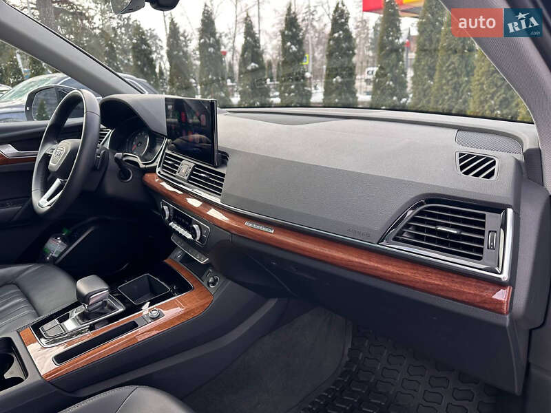 Позашляховик / Кросовер Audi Q5 2023 в Києві