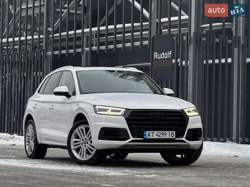 Позашляховик / Кросовер Audi Q5 2018 в Києві