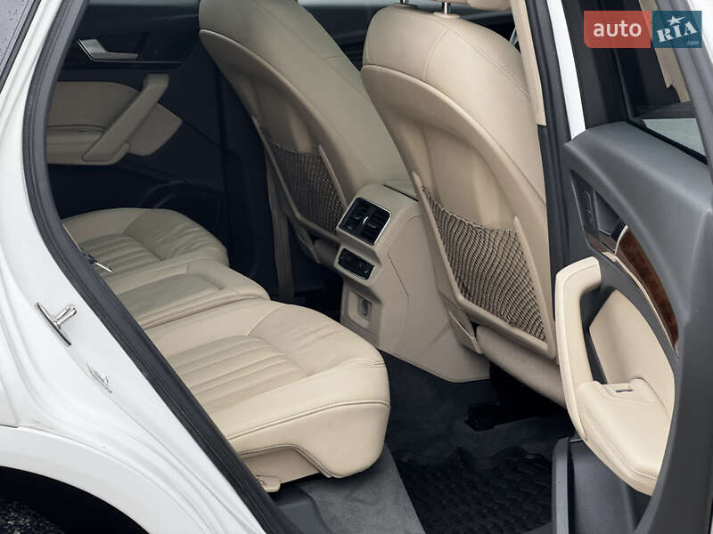 Позашляховик / Кросовер Audi Q5 2018 в Києві