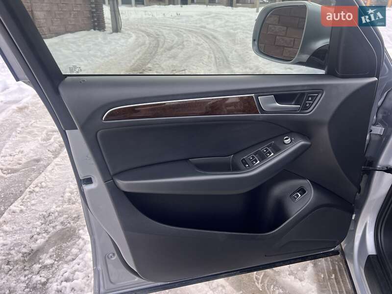 Позашляховик / Кросовер Audi Q5 2015 в Рівному фото 41 Позашляховик / Кросовер Audi Q5 2015 в Рівному