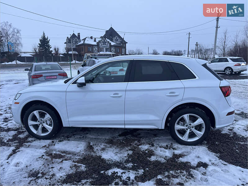 Внедорожник / Кроссовер Audi Q5 2020 в Луцке