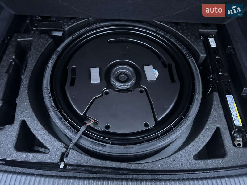 Внедорожник / Кроссовер Audi Q5 2020 в Луцке