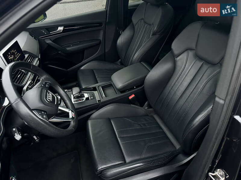 Позашляховик / Кросовер Audi Q5 2019 в Радивиліві