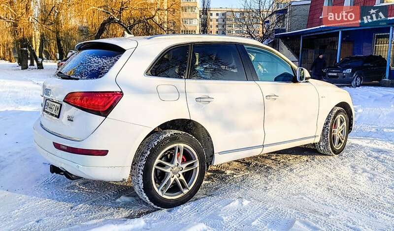 Позашляховик / Кросовер Audi Q5 2015 в Сумах