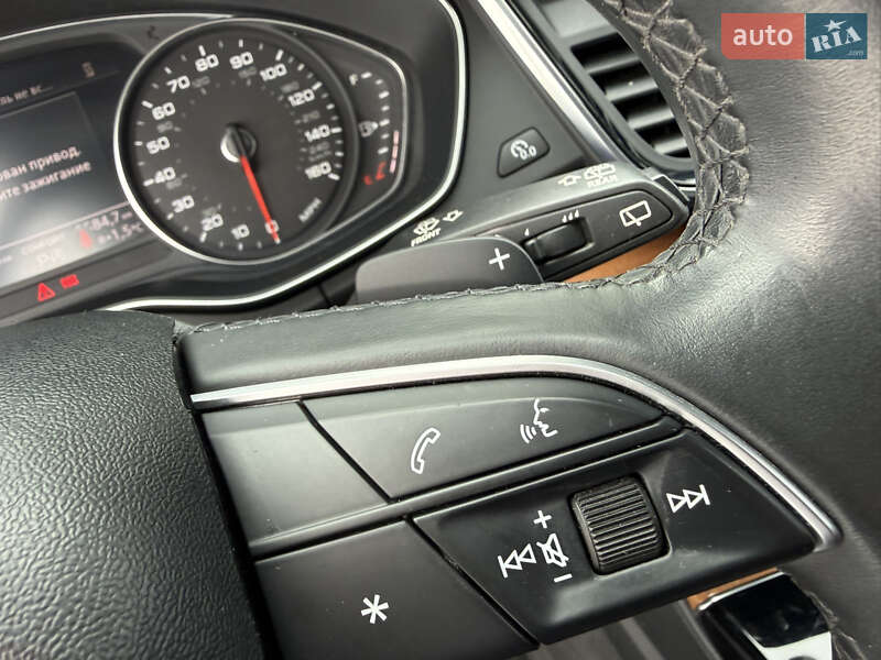 Позашляховик / Кросовер Audi Q5 2020 в Стрию