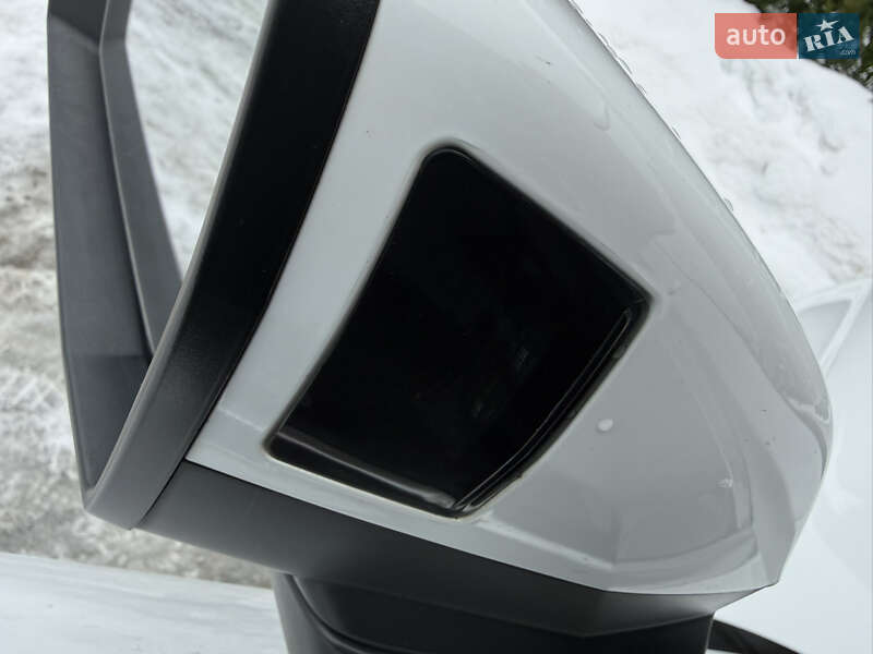 Позашляховик / Кросовер Audi Q5 2020 в Стрию