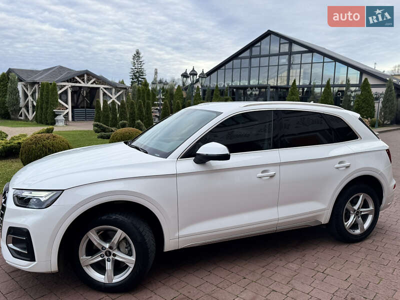 Позашляховик / Кросовер Audi Q5 2020 в Стрию
