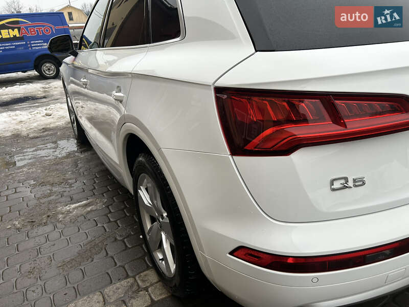 Позашляховик / Кросовер Audi Q5 2017 в Коломиї