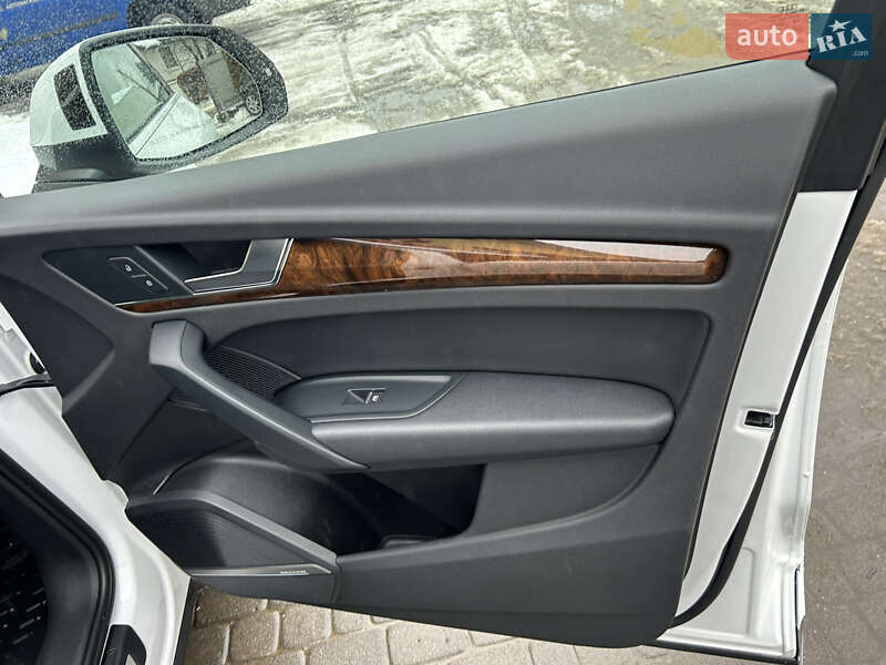 Позашляховик / Кросовер Audi Q5 2017 в Коломиї