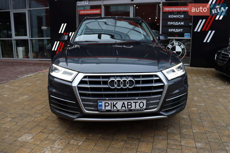 Позашляховик / Кросовер Audi Q5 2020 в Львові