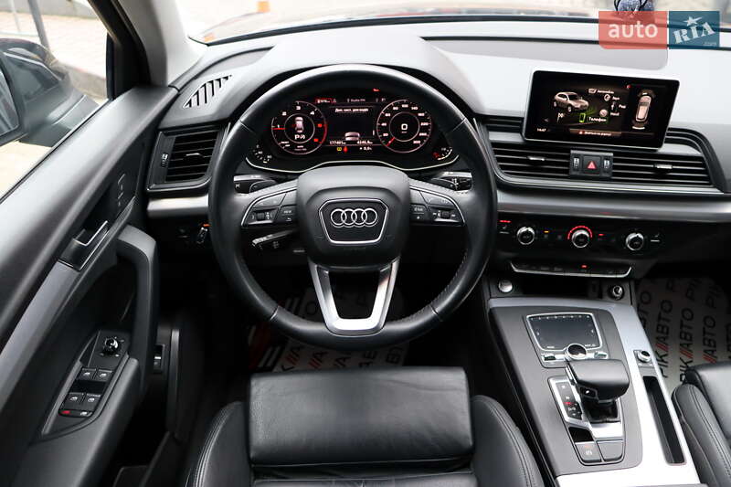 Позашляховик / Кросовер Audi Q5 2020 в Львові