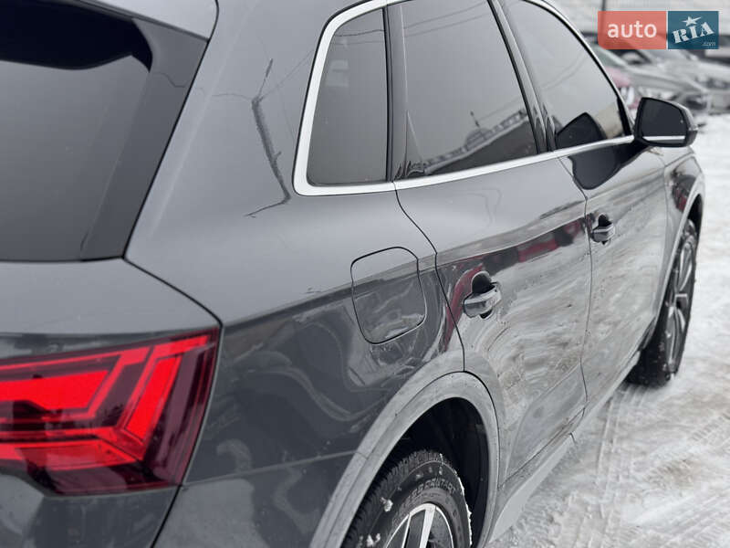 Позашляховик / Кросовер Audi Q5 2023 в Івано-Франківську