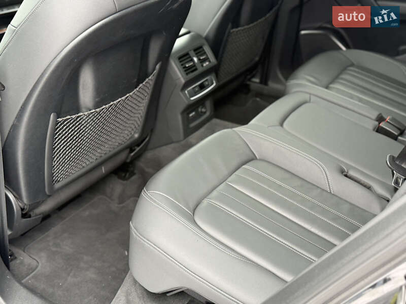 Позашляховик / Кросовер Audi Q5 2020 в Стрию