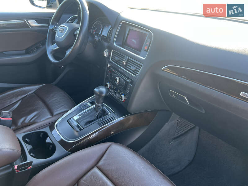 Внедорожник / Кроссовер Audi Q5 2014 в Нововолынске фото 19 Внедорожник / Кроссовер Audi Q5 2014 в Нововолынске