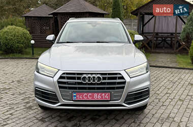 Позашляховик / Кросовер Audi Q5 2017 в Львові