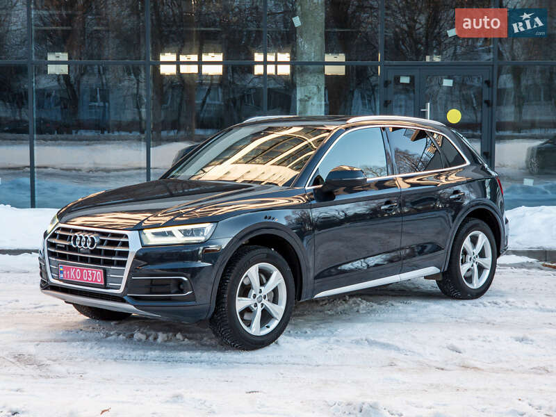 Внедорожник / Кроссовер Audi Q5 2019 в Ровно фото 4 Внедорожник / Кроссовер Audi Q5 2019 в Ровно