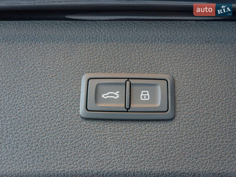 Внедорожник / Кроссовер Audi Q5 2019 в Ровно фото 45 Внедорожник / Кроссовер Audi Q5 2019 в Ровно