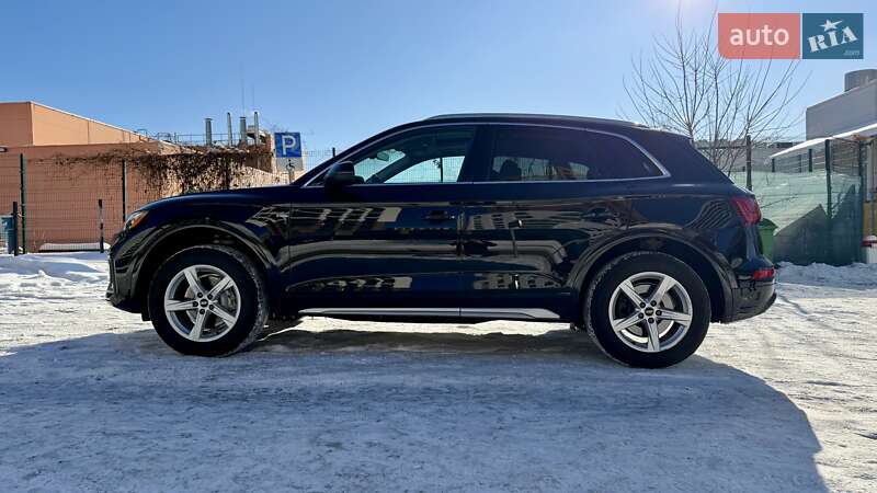 Позашляховик / Кросовер Audi Q5 2023 в Києві