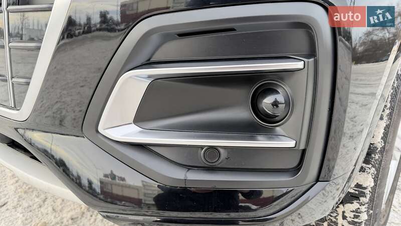 Позашляховик / Кросовер Audi Q5 2023 в Києві