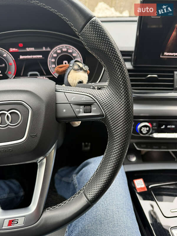 Позашляховик / Кросовер Audi Q5 2022 в Львові