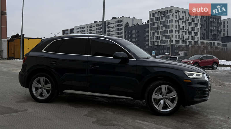 Внедорожник / Кроссовер Audi Q5 2018 в Львове